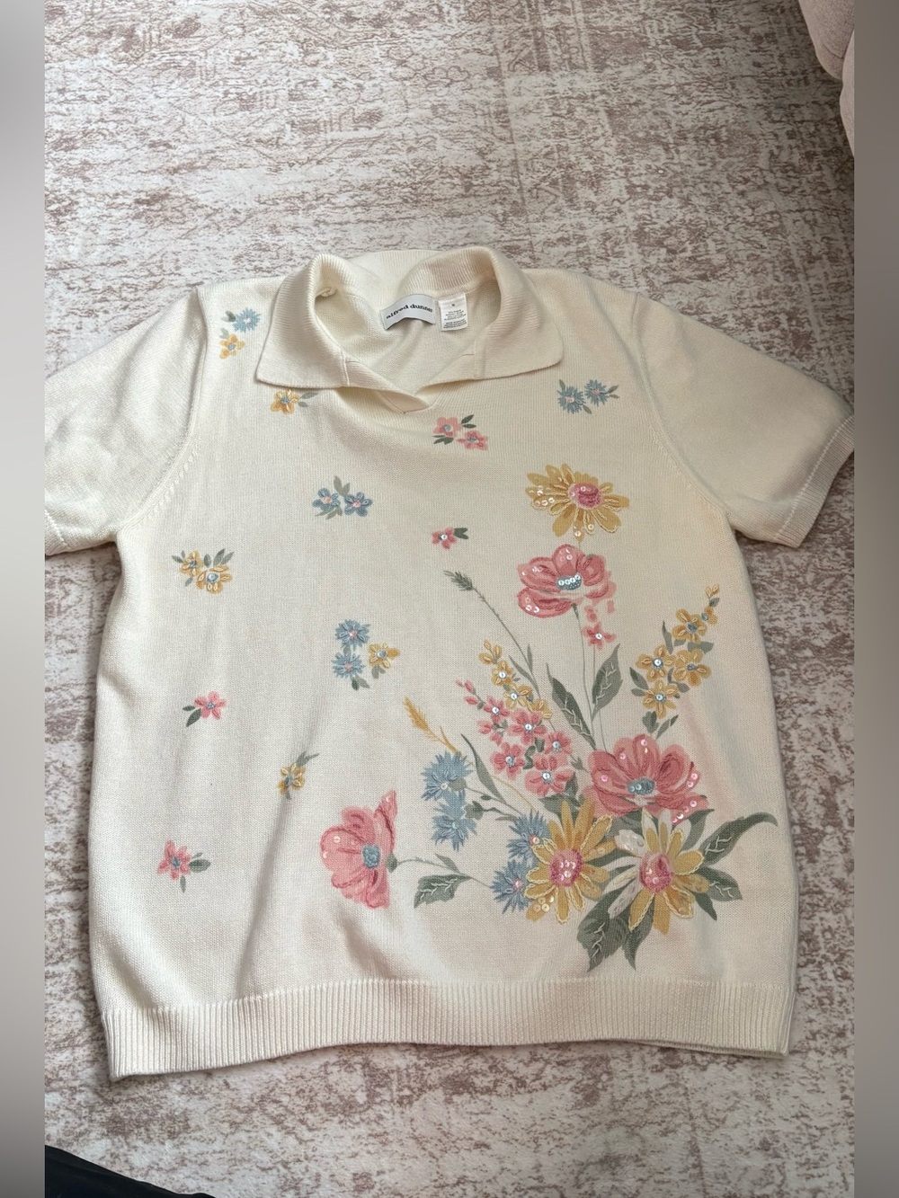 Vgt Alfred Dunner Cream Floral Short-Sleeve Sweater